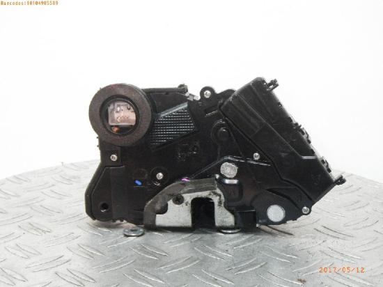 Türschloss links vorne TOYOTA Yaris (XP9) 90395 km Bild Türschloss links vorne TOYOTA Yaris (XP9) 90395 km