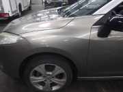 Kotflügel links vorne RENAULT Megane III CC (EZ) 631013136R