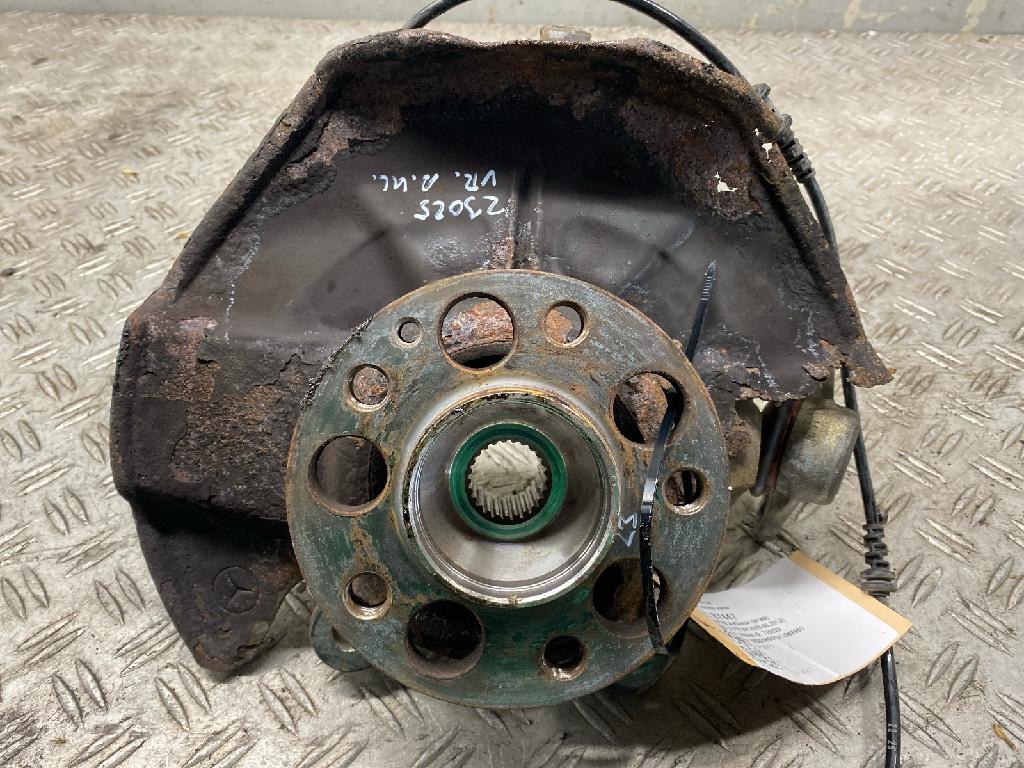 Achsschenkel rechts vorne MERCEDES-BENZ A-Klasse (W169) A1693300820