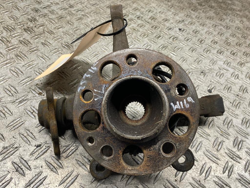 Achsschenkel links vorne Mercedes-Benz A-Klasse W169 A1693300520