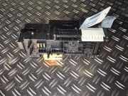 Sicherungskasten MERCEDES-BENZ C-Klasse T-Modell (S204) 2049001102