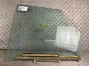 Seitenscheibe rechts vorne MERCEDES-BENZ /8 W114 W115 Color 2. Serie