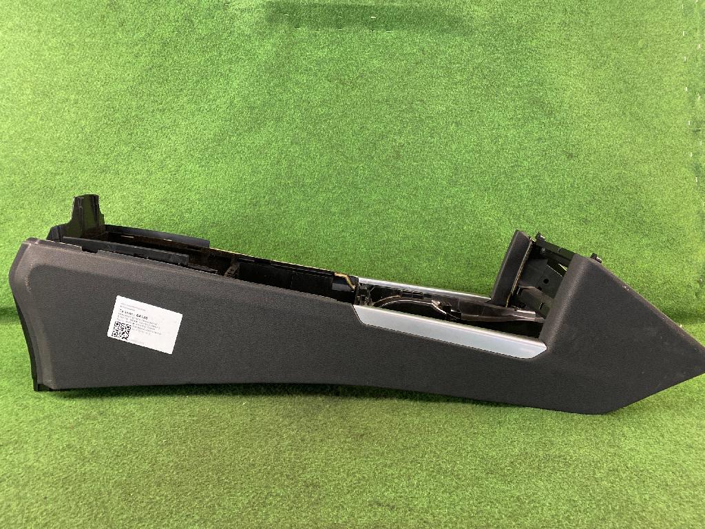 Mittelkonsole MERCEDES-BENZ E-Klasse (W212) Bild Mittelkonsole MERCEDES-BENZ E-Klasse (W212)