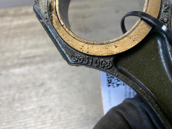 Pleuel MERCEDES-BENZ E-Klasse (W212) A6510300020 Bild Pleuel MERCEDES-BENZ E-Klasse (W212) A6510300020