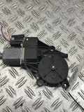Motor Fensterheber rechts hinten FORD Fiesta VI (CB1, CCN) 0130822407