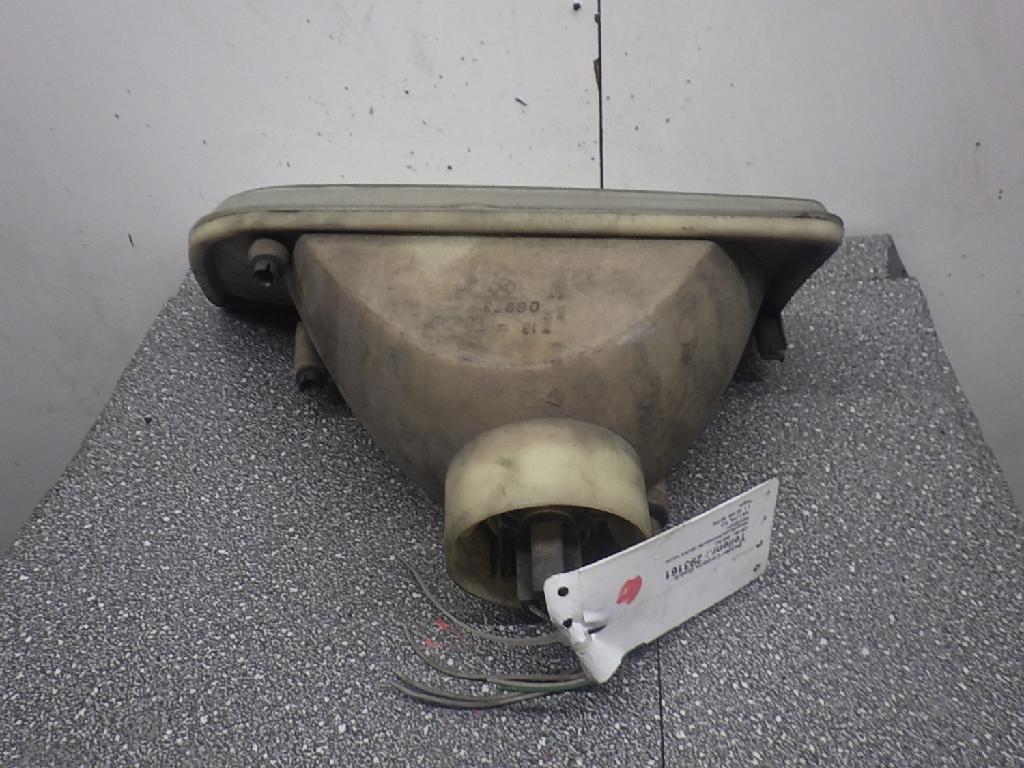 Hauptfernscheinwerfer rechts vorne PEUGEOT 106 I 1.1 44 kW 60 PS (09.1991-04.1