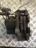 Bremssattel links vorne VW Passat 5.5 Variant (3B6)