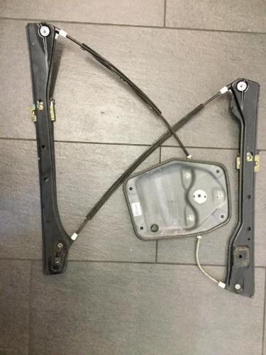 Fensterheber links vorne VW Golf V Plus (5M, 521) 1K3837461A Bild Fensterheber links vorne VW Golf V Plus (5M, 521) 1K3837461A