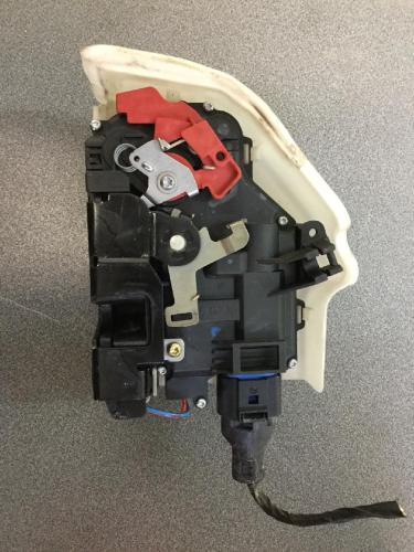 Türschloss links vorne VW Golf V Plus (5M, 521) 3D1 837 015 AP Bild Türschloss links vorne VW Golf V Plus (5M, 521) 3D1 837 015 AP