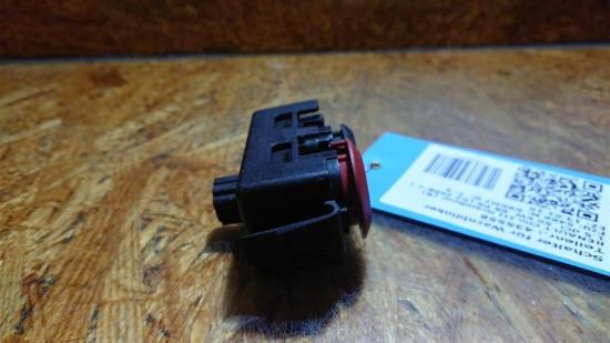 Schalter für Warnblinker RENAULT Clio III Grandtour (R) 8200214896A Bild Schalter für Warnblinker RENAULT Clio III Grandtour (R) 8200214896A