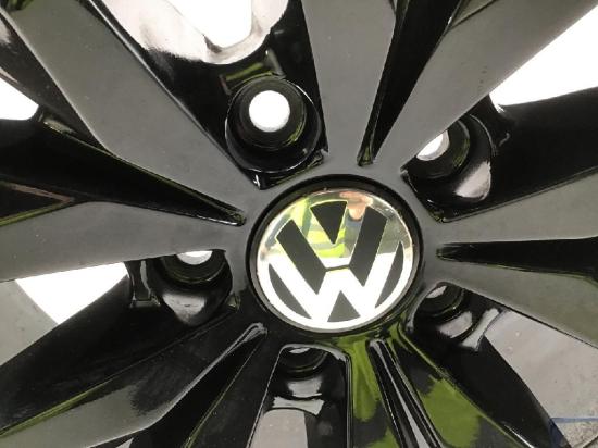 Felge Alu VW Scirocco III (13) 1.4 TSI 92 kW 125 PS (11.2013-11.2017) 1K807149 Bild Felge Alu VW Scirocco III (13) 1.4 TSI 92 kW 125 PS (11.2013-11.2017) 1K807149