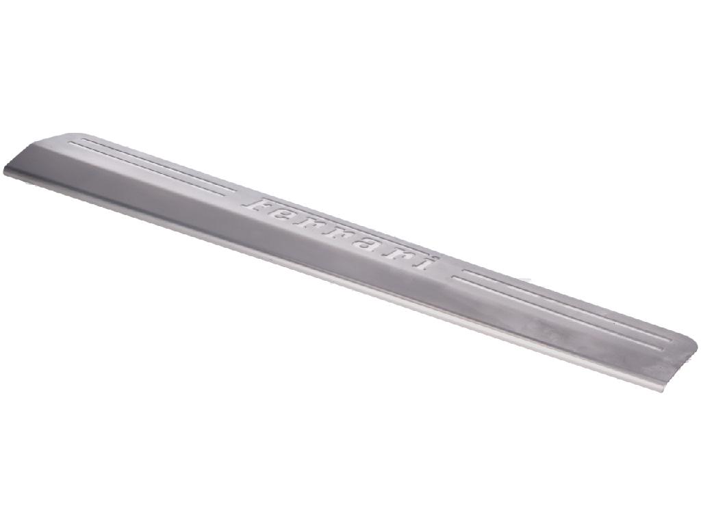 Einstiegleiste links FERRARI 458 4.5 416 kW 566 PS (12.2009-> ) Bild Einstiegleiste links FERRARI 458 4.5 416 kW 566 PS (12.2009-> )