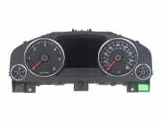 Tachometer VW Touareg II (7P) 3.0 TDI V6 176 kW 239 PS (01.2010-03.2018) 7P692