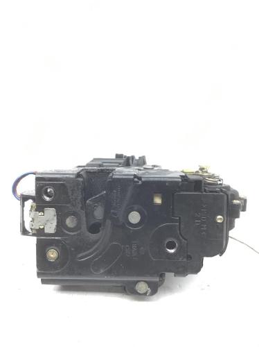 Stellelement für Zentralverriegelung rechts vorne VW Passat B5 Variant (3 Bild Stellelement für Zentralverriegelung rechts vorne VW Passat B5 Variant (3