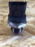 Sensor für Kraftstoffdruck RENAULT Laguna III Grandtour (T) H8200703127
