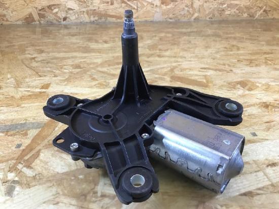 Wischermotor rechts hinten OPEL Combo C Kasten 9225635 Bild Wischermotor rechts hinten OPEL Combo C Kasten 9225635