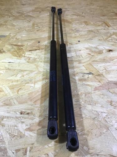 Heckklappendämpfer FORD Focus Turnier (DNW) Bild Heckklappendämpfer FORD Focus Turnier (DNW)