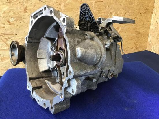 Schaltgetriebe VW Golf VI (5K) 02S300046T Bild Schaltgetriebe VW Golf VI (5K) 02S300046T