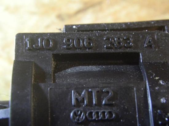 Ventil für Unterdruckpumpe VW Passat B5 Variant (3B5) 1J0906283A Bild Ventil für Unterdruckpumpe VW Passat B5 Variant (3B5) 1J0906283A