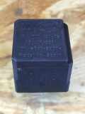 Relais OPEL Astra H 13171831