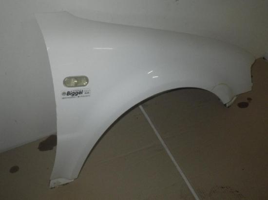 Kotflügel rechts vorne VW Passat B5 Variant (3B5) Bild Kotflügel rechts vorne VW Passat B5 Variant (3B5)