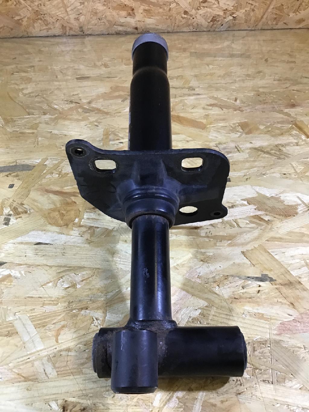 Stoßstangenhalter rechts vorne BMW 5er (E39) 5118159360 Bild Stoßstangenhalter rechts vorne BMW 5er (E39) 5118159360