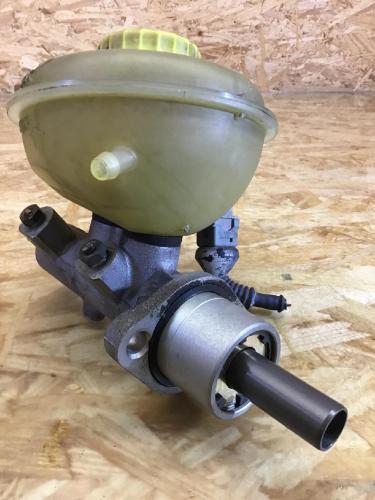 Hauptbremszylinder AUDI 80 (8C, B4) 893611021A Bild Hauptbremszylinder AUDI 80 (8C, B4) 893611021A