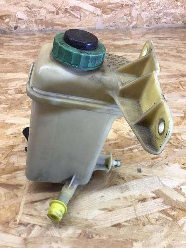 Behälter Servolenköl AUDI 80 (8C, B4) 8A0422373C Bild Behälter Servolenköl AUDI 80 (8C, B4) 8A0422373C