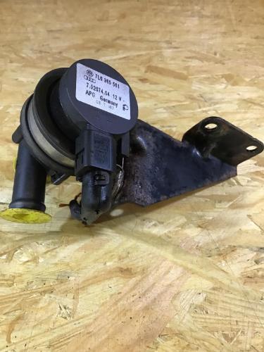 Zusatzwasserpumpe VW Touareg I (7L) 7L0965561 Bild Zusatzwasserpumpe VW Touareg I (7L) 7L0965561