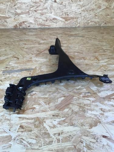 Stoßstangenhalter rechts hinten AUDI A3 Sportback (8P) 8P4807378A Bild Stoßstangenhalter rechts hinten AUDI A3 Sportback (8P) 8P4807378A