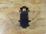1967 Fensterheberschalter TOYOTA Yaris (XP9) 829208D