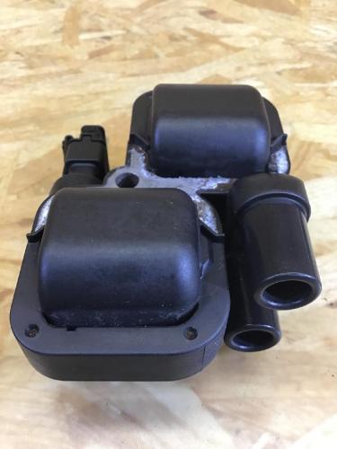 Zündspule MERCEDES-BENZ E-Klasse (W210) A0001587303 Bild Zündspule MERCEDES-BENZ E-Klasse (W210) A0001587303