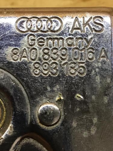 Türschloss rechts hinten AUDI 80 (8C, B4) 8A0839016A Bild Türschloss rechts hinten AUDI 80 (8C, B4) 8A0839016A