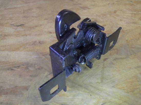 Schloss Motorhaube VW Sharan (7M) 7M3823509B Bild Schloss Motorhaube VW Sharan (7M) 7M3823509B