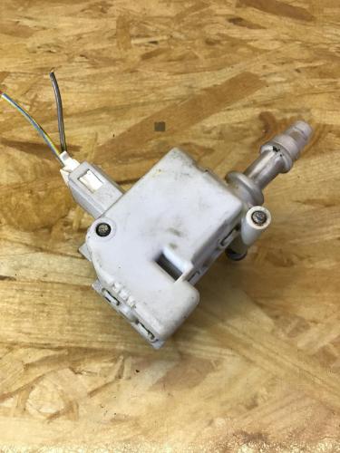 Stellelement für Zentralverriegelung SKODA Octavia I Kombi (1U) 3B0959781 Bild Stellelement für Zentralverriegelung SKODA Octavia I Kombi (1U) 3B0959781