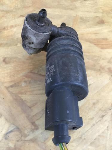 Scheibenwaschanlagenpumpe VW Sharan (7M) 1J6955651 Bild Scheibenwaschanlagenpumpe VW Sharan (7M) 1J6955651