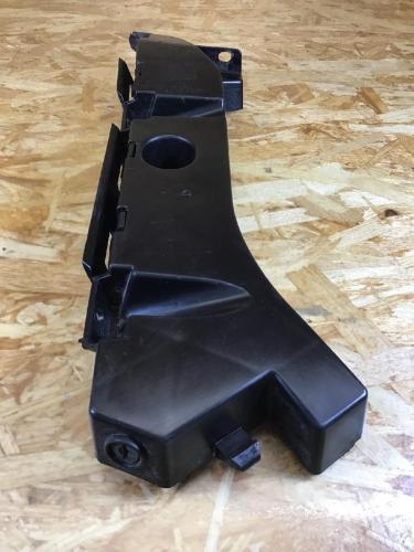 Stoßstangenhalter rechts hinten SEAT Ibiza IV ST (6J) 6J8807376 Bild Stoßstangenhalter rechts hinten SEAT Ibiza IV ST (6J) 6J8807376