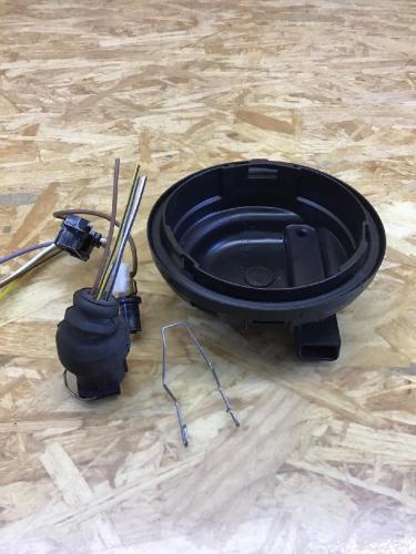 Kappe Hauptscheinwerfer AUDI 80 (8C, B4) 12827600 Bild Kappe Hauptscheinwerfer AUDI 80 (8C, B4) 12827600