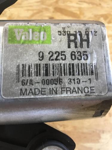 Wischermotor rechts hinten OPEL Combo C Kasten 9225635 Bild Wischermotor rechts hinten OPEL Combo C Kasten 9225635