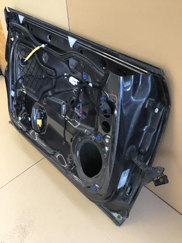 Tür links vorne AUDI A3 Sportback (8P) Bild Tür links vorne AUDI A3 Sportback (8P)