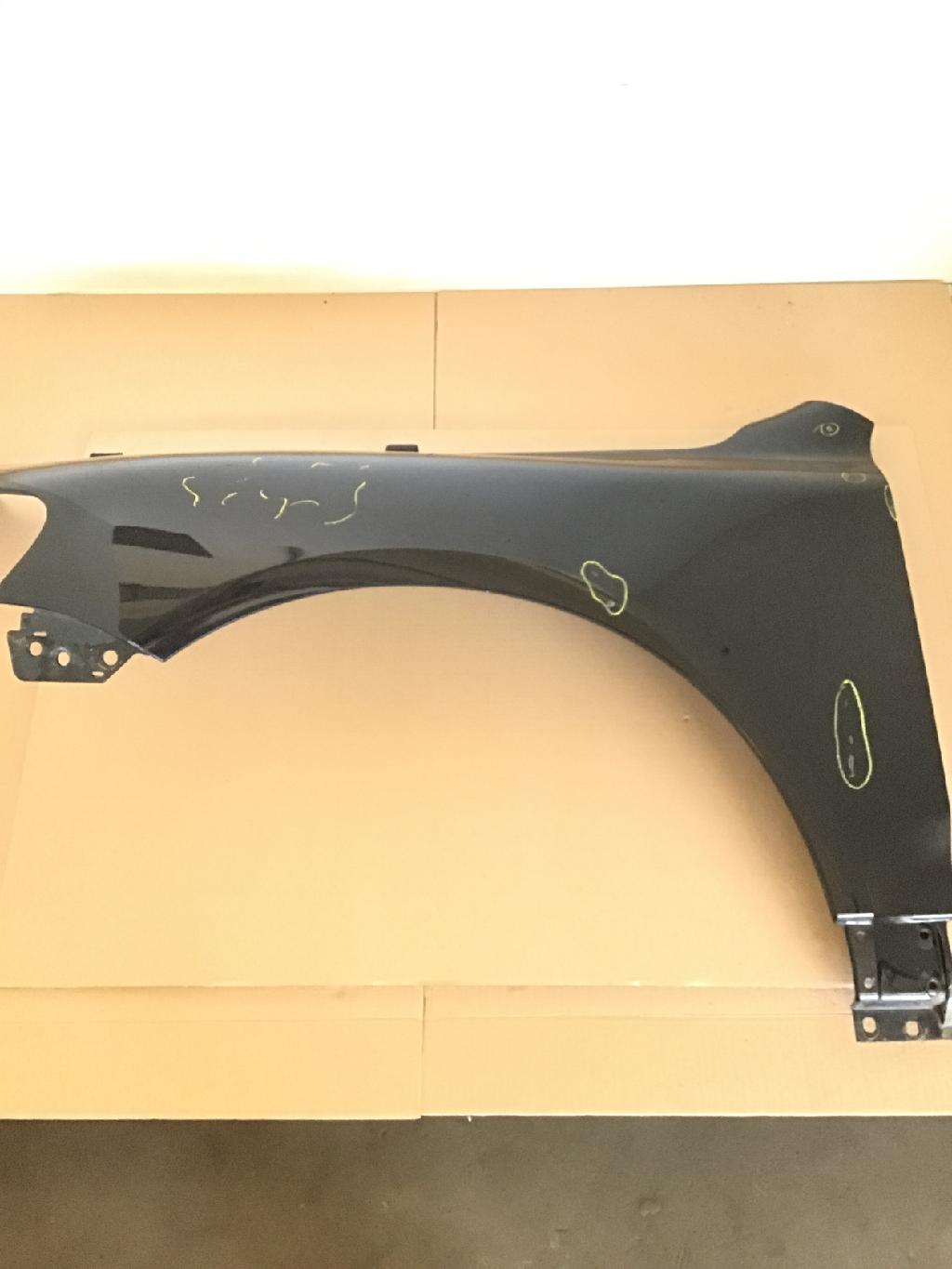 Kotflügel links vorne VW Touareg I (7L) Bild Kotflügel links vorne VW Touareg I (7L)