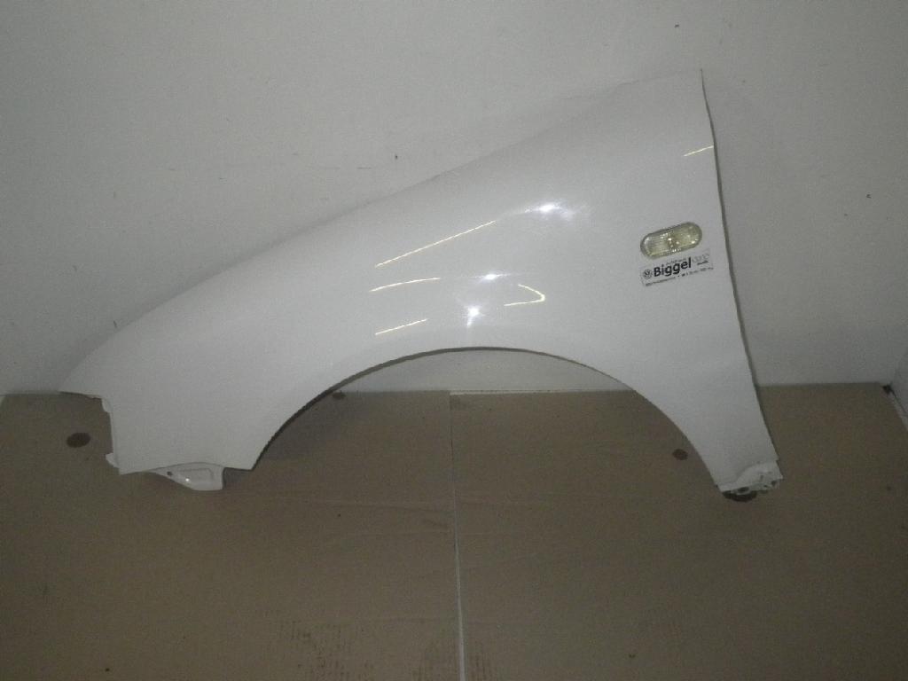 Kotflügel links vorne VW Passat B5 Variant (3B5) Bild Kotflügel links vorne VW Passat B5 Variant (3B5)