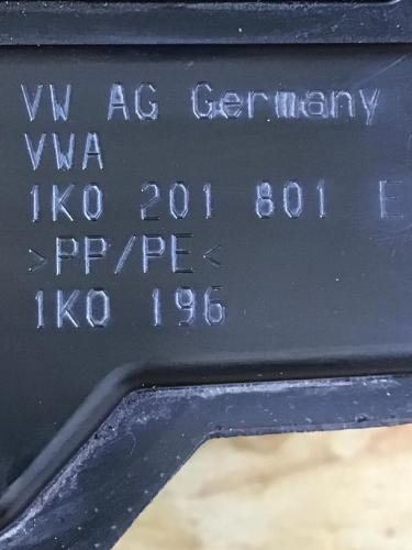 Behälter Aktivkohle VW Golf VI (5K) 1K0201813 Bild Behälter Aktivkohle VW Golf VI (5K) 1K0201813