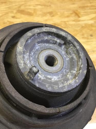 Halter für Motoraufhängung MERCEDES-BENZ E-Klasse (W210) 2022402817 Bild Halter für Motoraufhängung MERCEDES-BENZ E-Klasse (W210) 2022402817