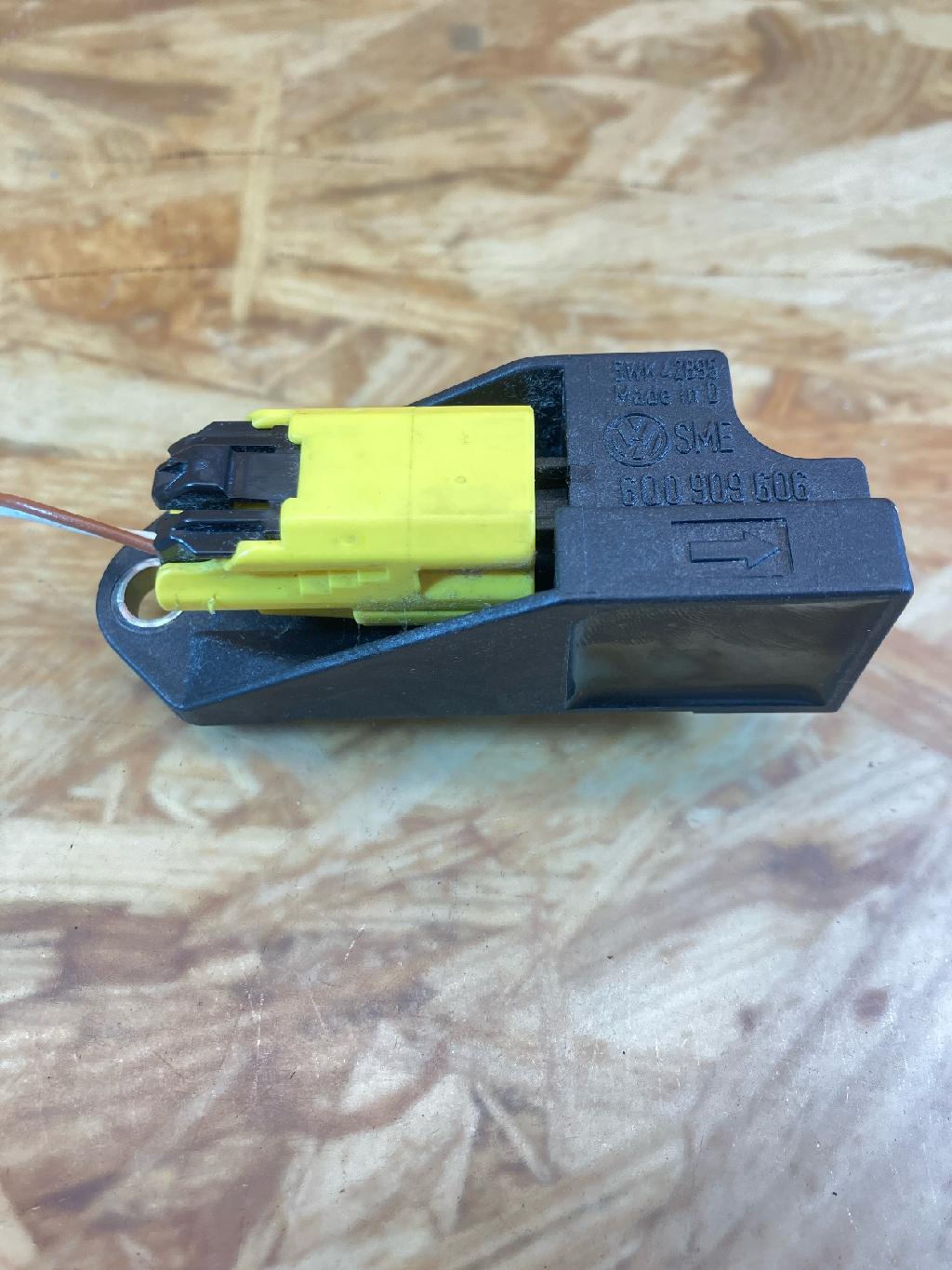 Crashsensor VW Golf IV (1J) 6Q0909606