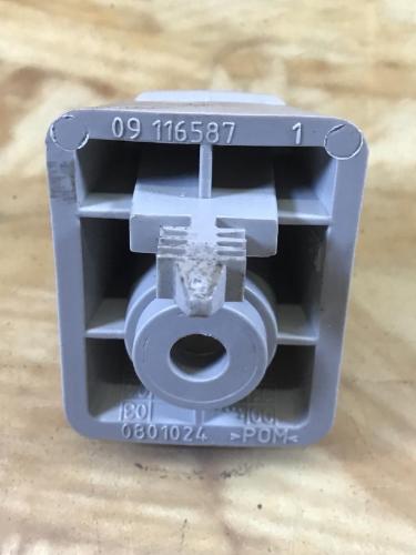 Befestigung Sonnenblende OPEL Combo C Kasten 09116587 Bild Befestigung Sonnenblende OPEL Combo C Kasten 09116587