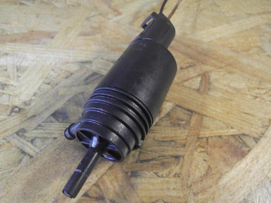 Scheibenwaschanlagenpumpe BMW 1er (E87) 8337612 Bild Scheibenwaschanlagenpumpe BMW 1er (E87) 8337612
