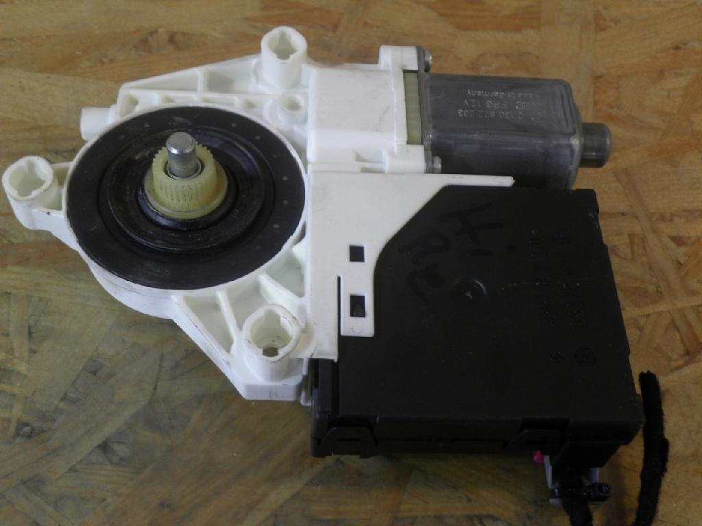 Motor Fensterheber rechts hinten AUDI A3 (8P) 8P4959802 Bild Motor Fensterheber rechts hinten AUDI A3 (8P) 8P4959802