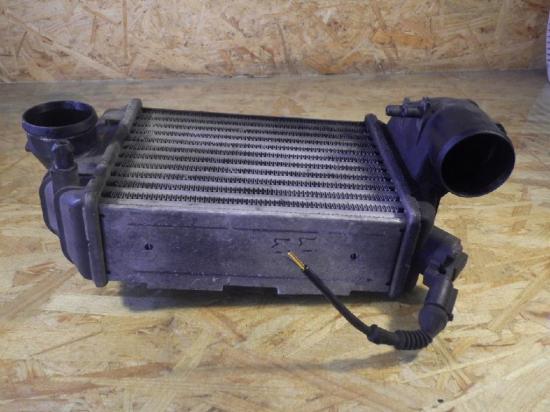 Ladeluftkühler VW Passat B5 Variant (3B5) 059145805 Bild Ladeluftkühler VW Passat B5 Variant (3B5) 059145805