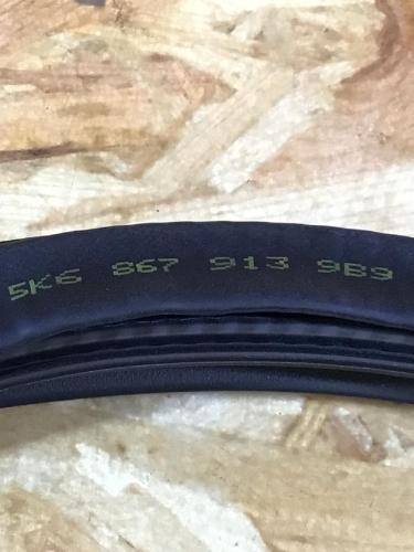 Türgummi rechts hinten VW Golf VI (5K) Bild Türgummi rechts hinten VW Golf VI (5K)